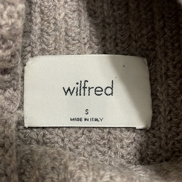 Aritzia Wilfred Turtleneck Sweater - Picture 8 of 14